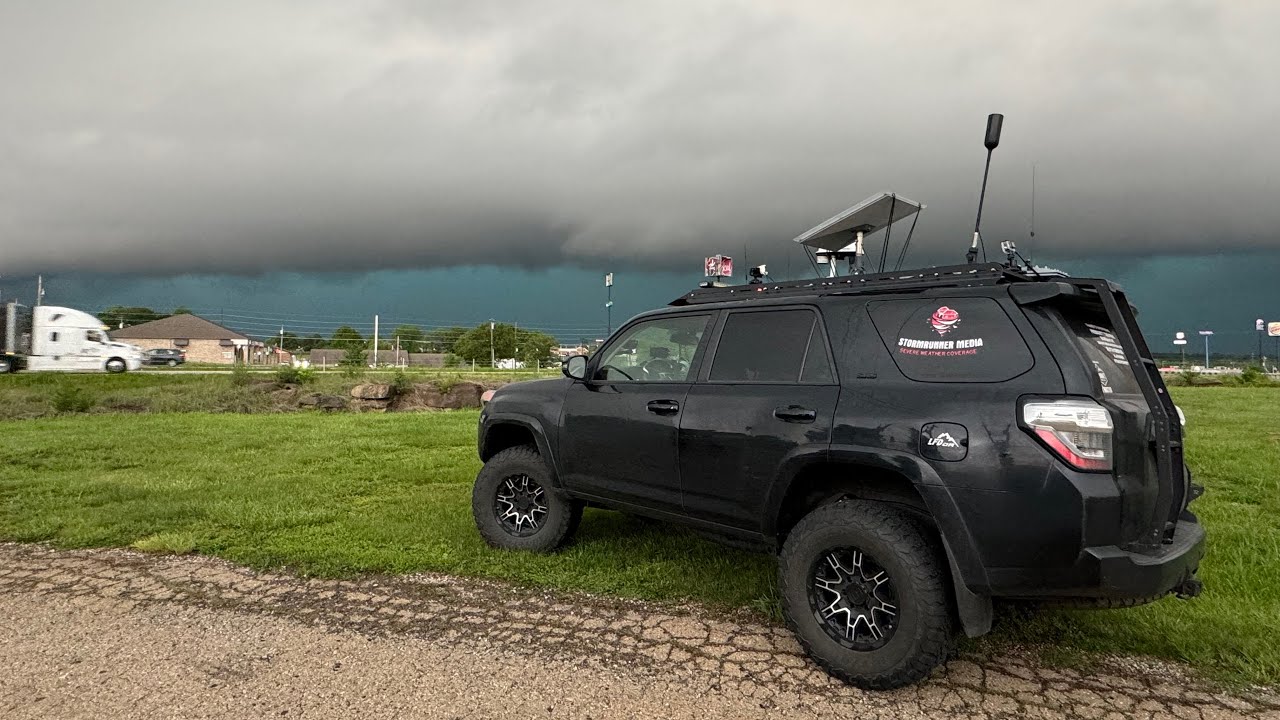 Missouri Severe Storms (5/8/24) - (Live Storm Chase Archive)