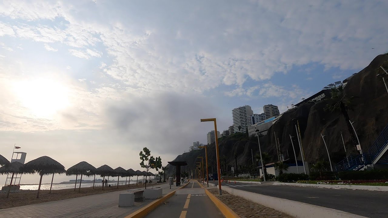 PERU LIMA CICLOVIA Morro Solar〜Costa Verde