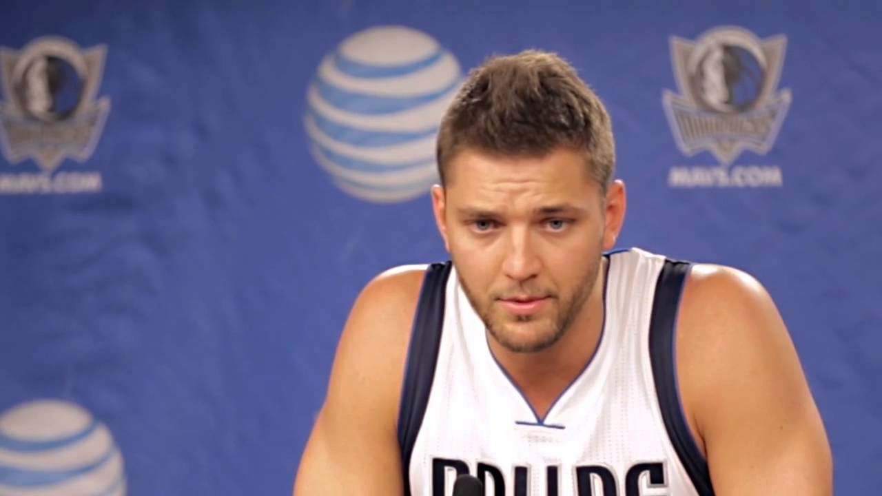 Chandler Parsons Says Dirk Is 