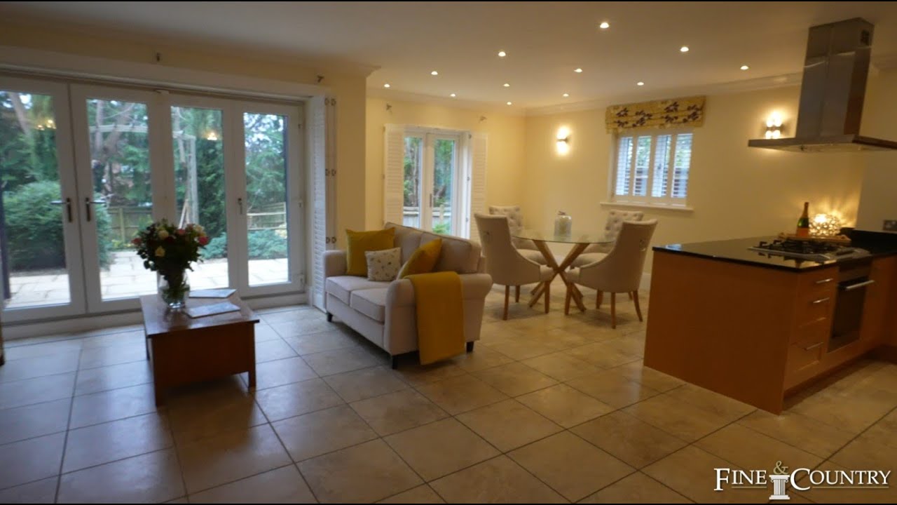 🏡✨ 𝗘𝘅𝗰𝗶𝘁𝗶𝗻𝗴 𝗡𝗲𝘄𝘀! 𝗔 𝗠𝗼𝗱𝗲𝗿𝗻 𝗘𝘅𝗲𝗰𝘂𝘁𝗶𝘃𝗲 𝗟𝘂𝘅𝘂𝗿𝘆 𝗛𝗼𝗺𝗲 𝗶𝗻 𝗖𝘂𝗺𝗻𝗼𝗿 𝗛𝗶𝗹𝗹, 𝗢𝘅𝗳𝗼𝗿𝗱 ✨🏡