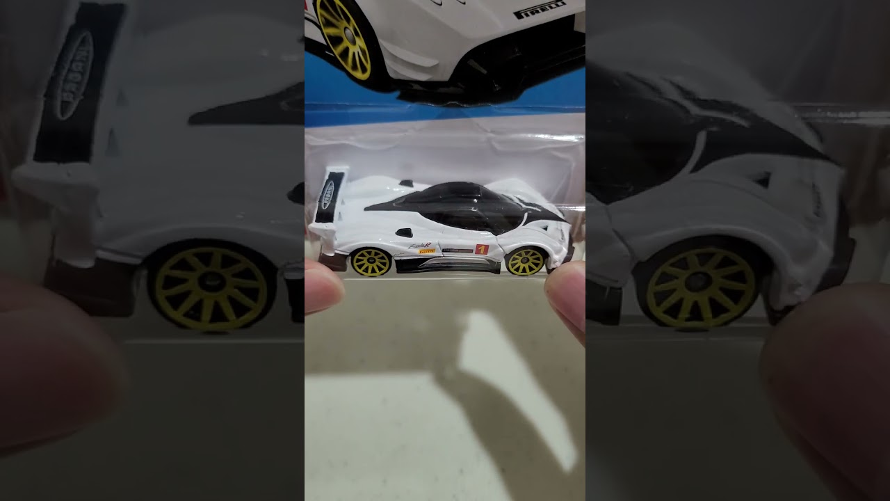 HOT WHEELS PAGANI ZONDA R / HW TURBO [ WHITE ] tsds8