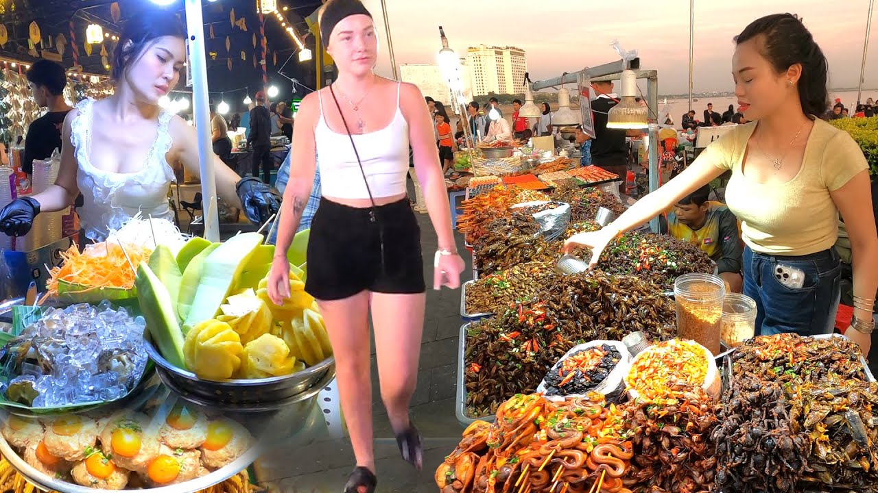 WONDERFUL! Cambodian Walking Tour & Best Street Food Scenes along the Riverside at Night