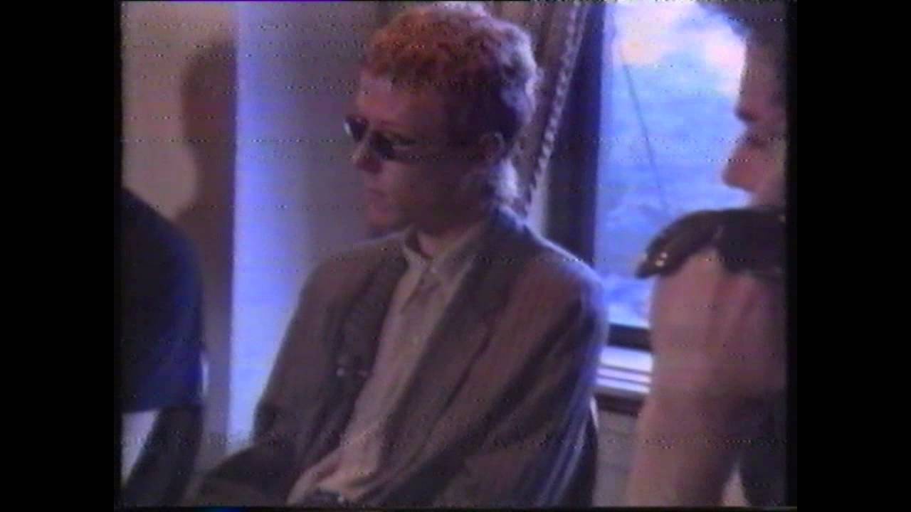 Love And Rockets 1989 Interview (Rapido)