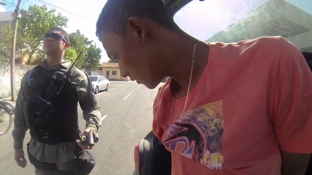 HOMEM &Eacute; PRESO COM ARMA NO BAIRRO SACI