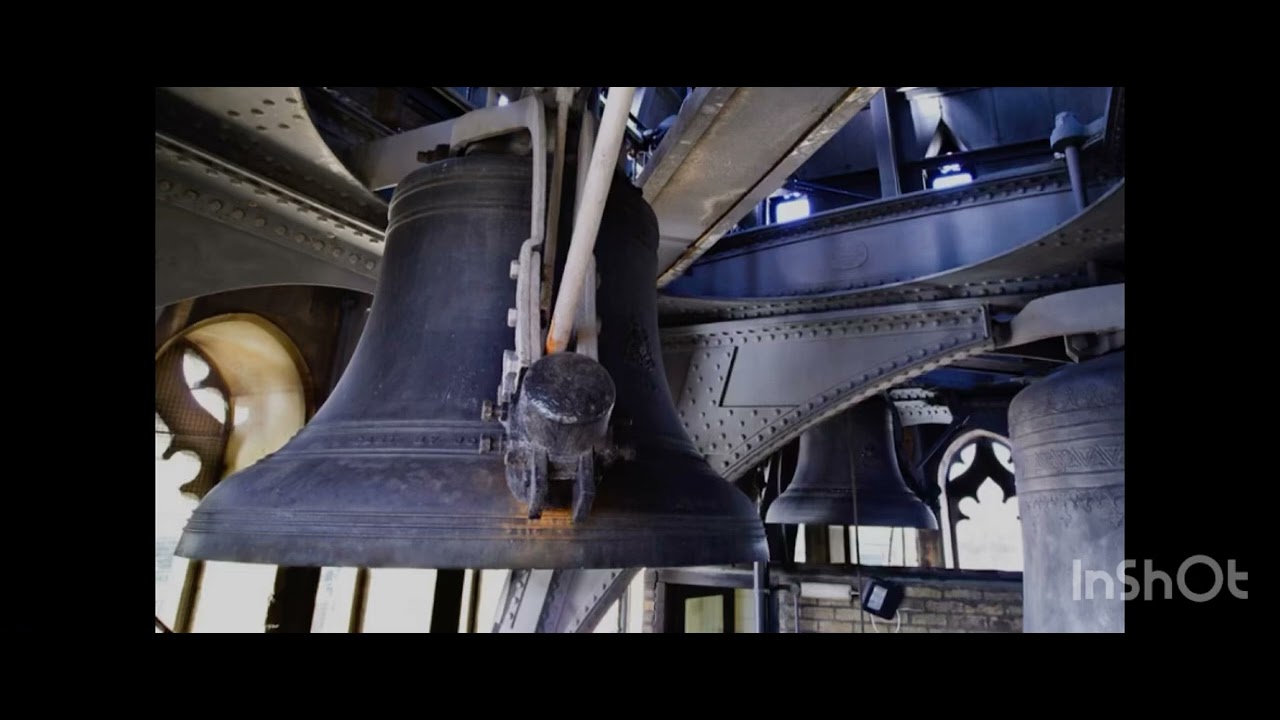 Big Ben chimes