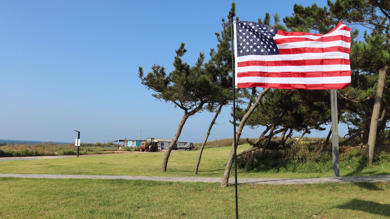 🇺🇸🇺🇸Yard flag pole - the actual show for HIBLE carbon fiber pole!  #carbonfiber #flagpole  #american