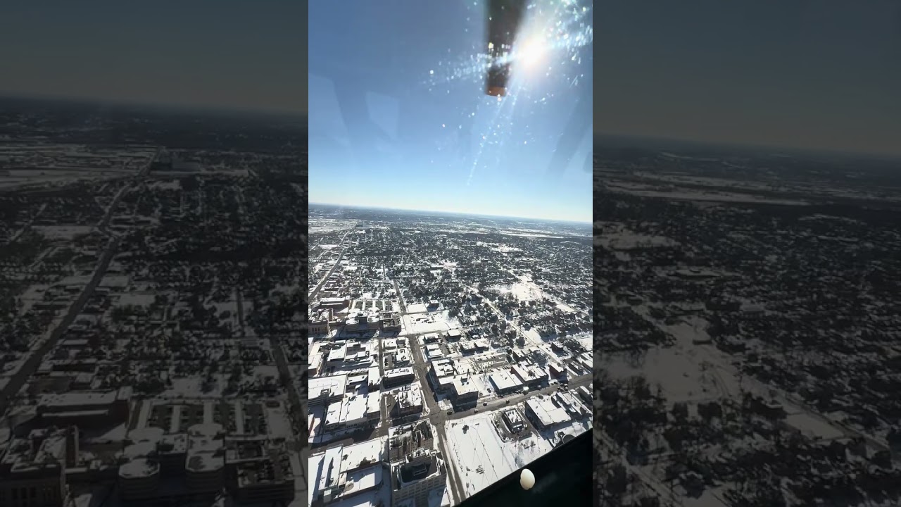 Snowfall from the Skies: Helicopter Ride Over Kansas City ❄️🚁 | Stunning Aerial Winter Views!