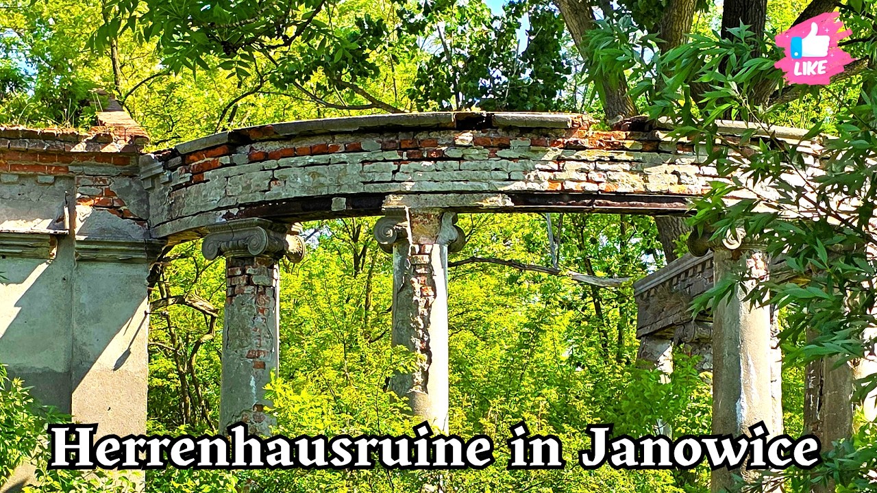 Herrenhausruine in Janowice - POLEN