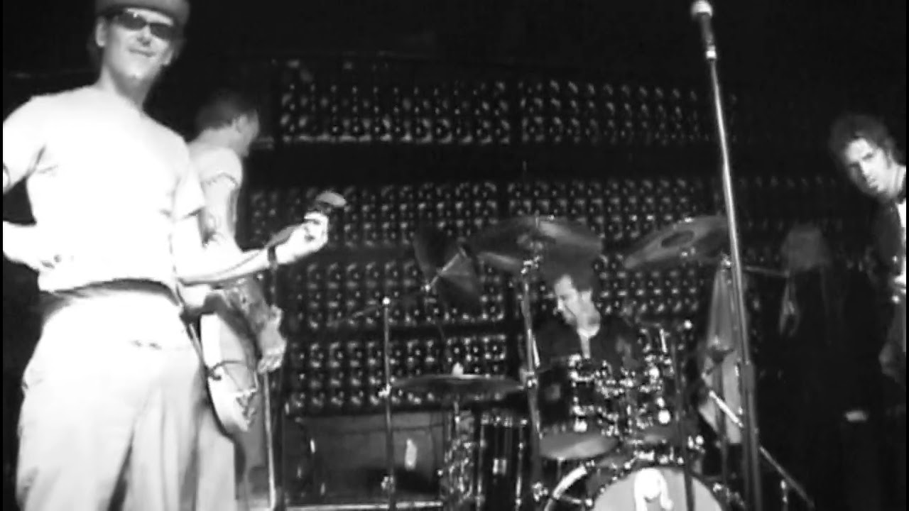 Heroine Sheiks, Live at Casbah. Entire Show - 2002