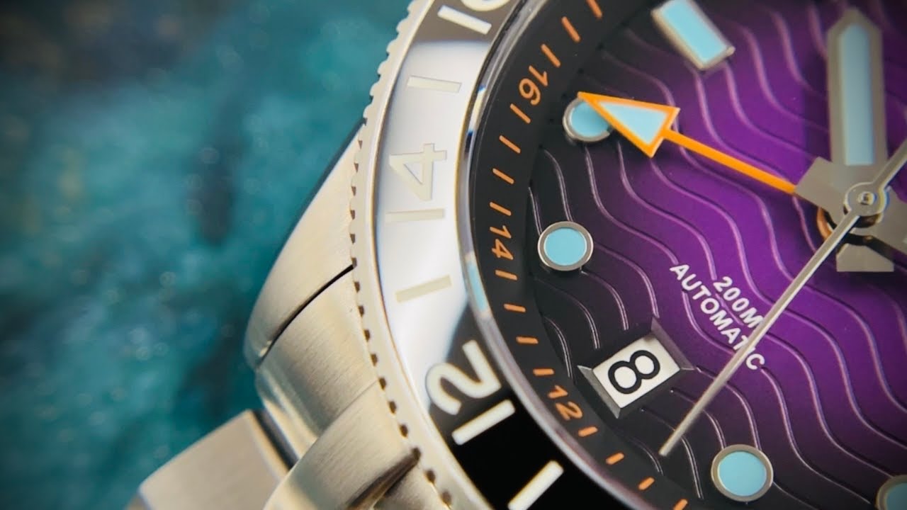 Этот цвет так быстро раскупили?!? Яркие часы для дайвинга с GMT