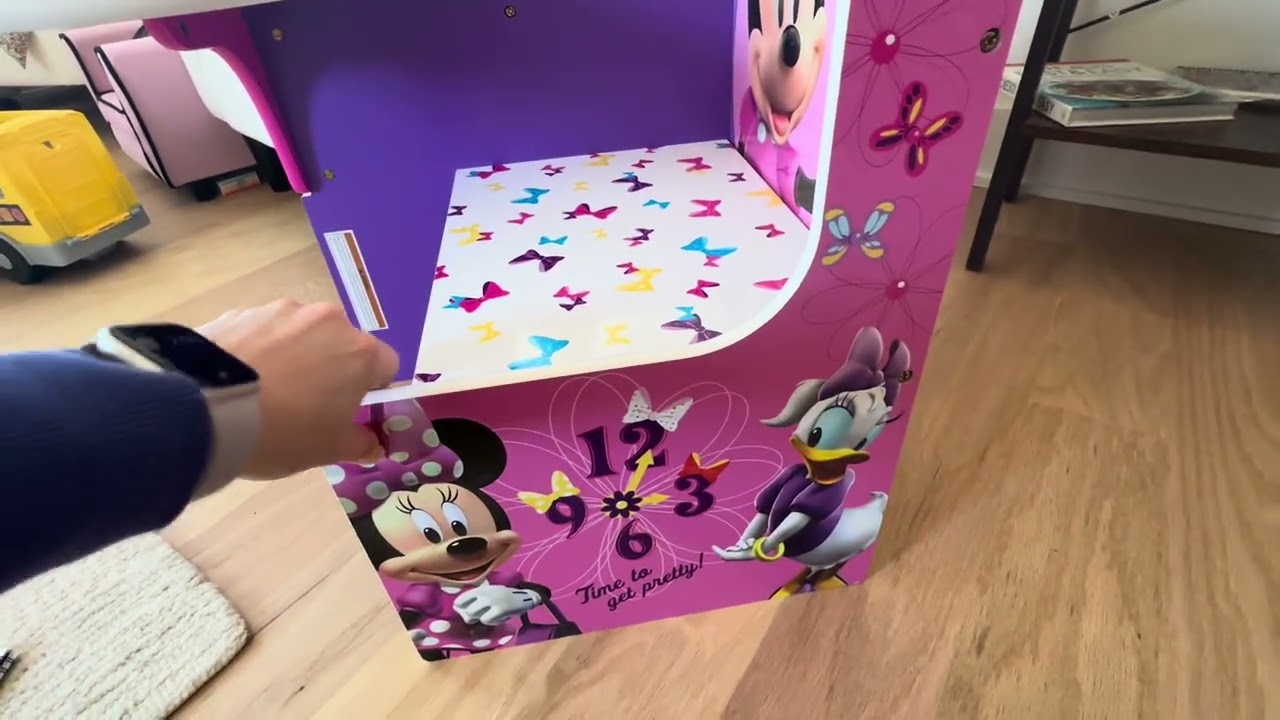 Delta Children Chair Desk With Storage Bin, Disney Minnie Mouse