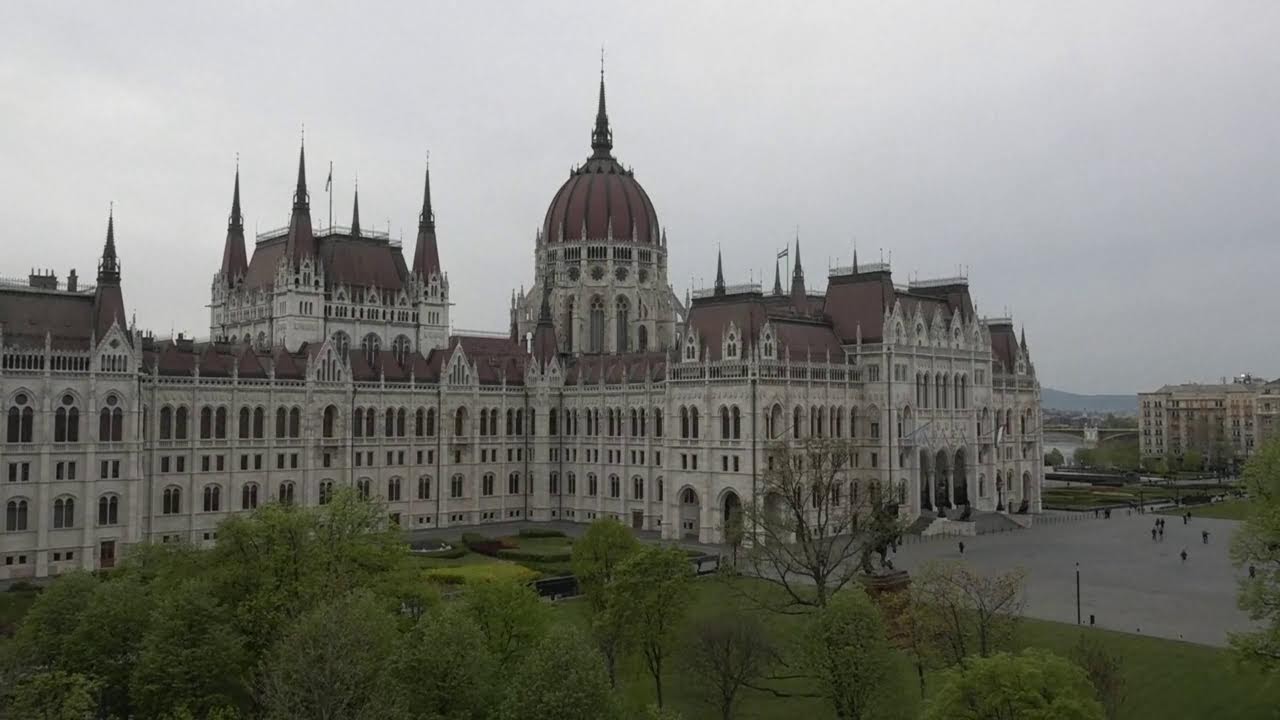 Live view of the parliament building in Budapest, a day after Hungary's election