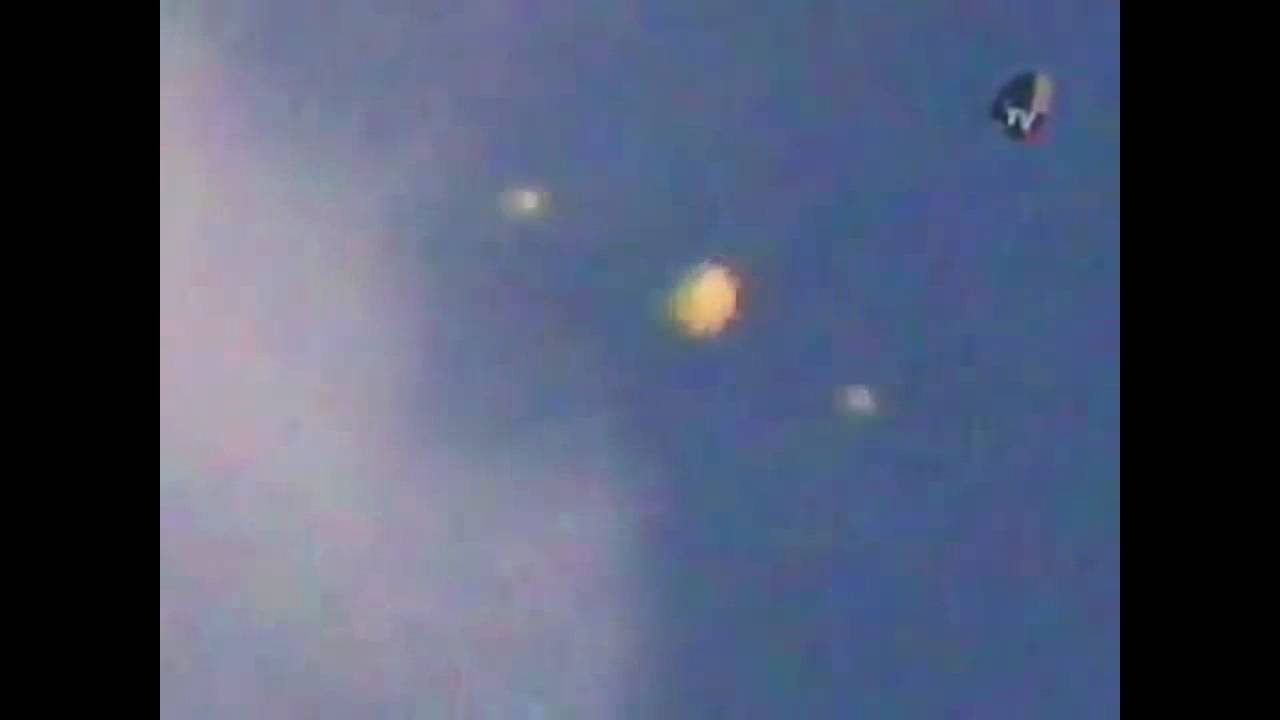 UFO Montage - We Come In Peace