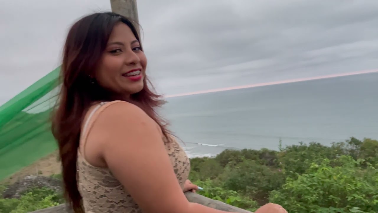 ESTA SOLEDAD D.R.A - EMILY LINDAO