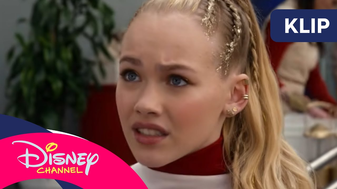 🏫 Życie w liceum | Zombies | Disney Channel