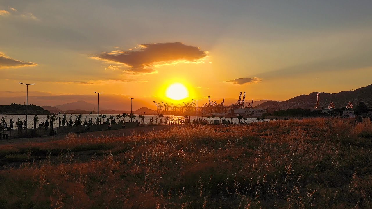 Dark Sunset | Drapetsona, Greece | 4K