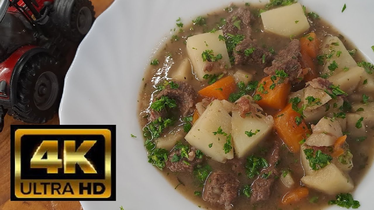 Zöldséges vörösboros marharagu, rém egyszerű, laktató és nagyon finom :-)