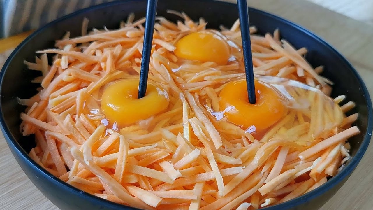 红薯里加3个鸡蛋，不煮不蒸不加水，出锅孩子抢着吃，营养解馋！