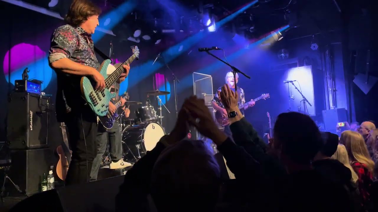 Martin Barre - New days yesterday