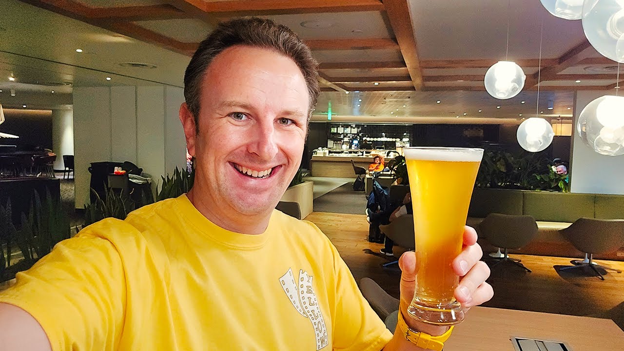 Oneworld Lounge Los Angeles (LAX) Tour & Review