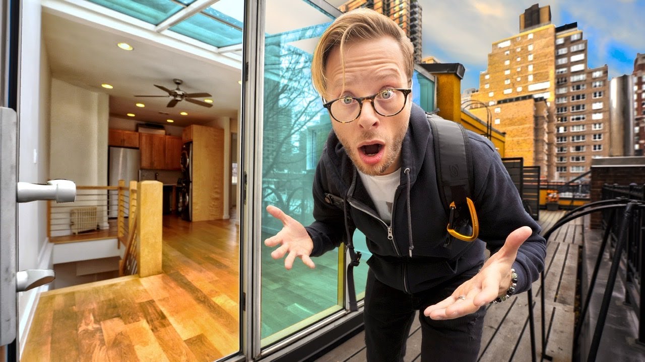 This Modern NYC Townhouse is Made of Glass…