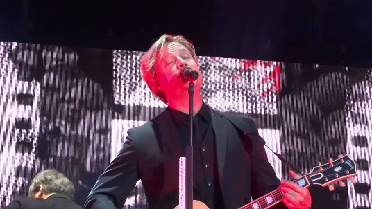 Sunrise Avenue + 21st Century Orchestra - Welcome To My Life @ Hannover (23.05.2015)