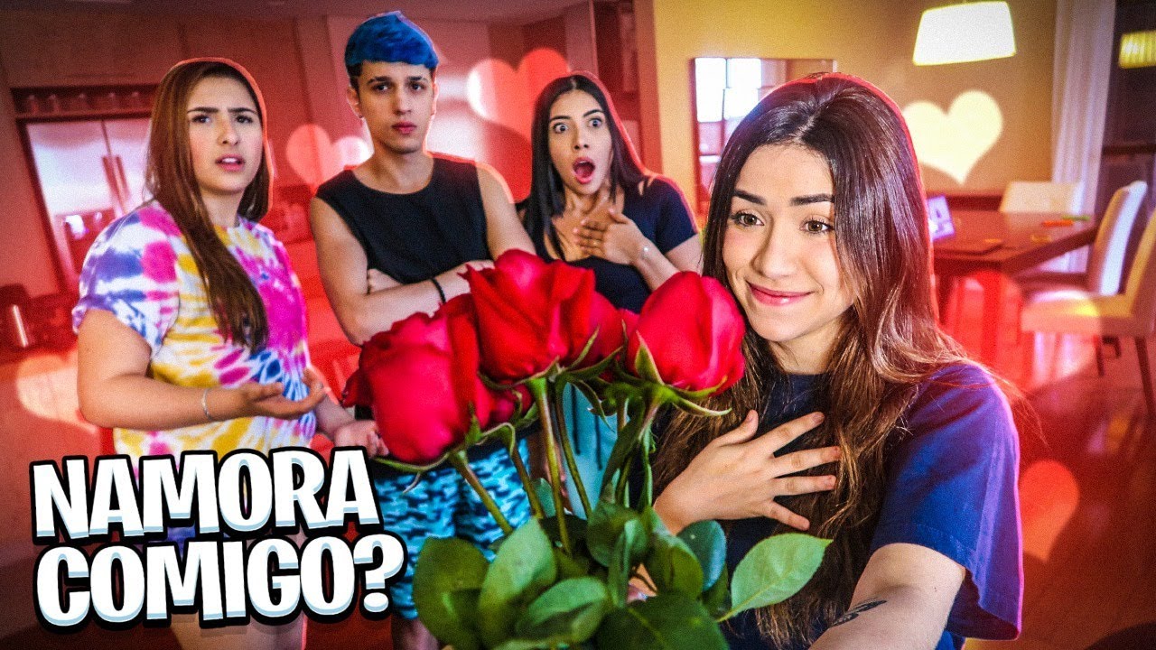 PEDI a Maria Venture em NAMORO na frente de todos