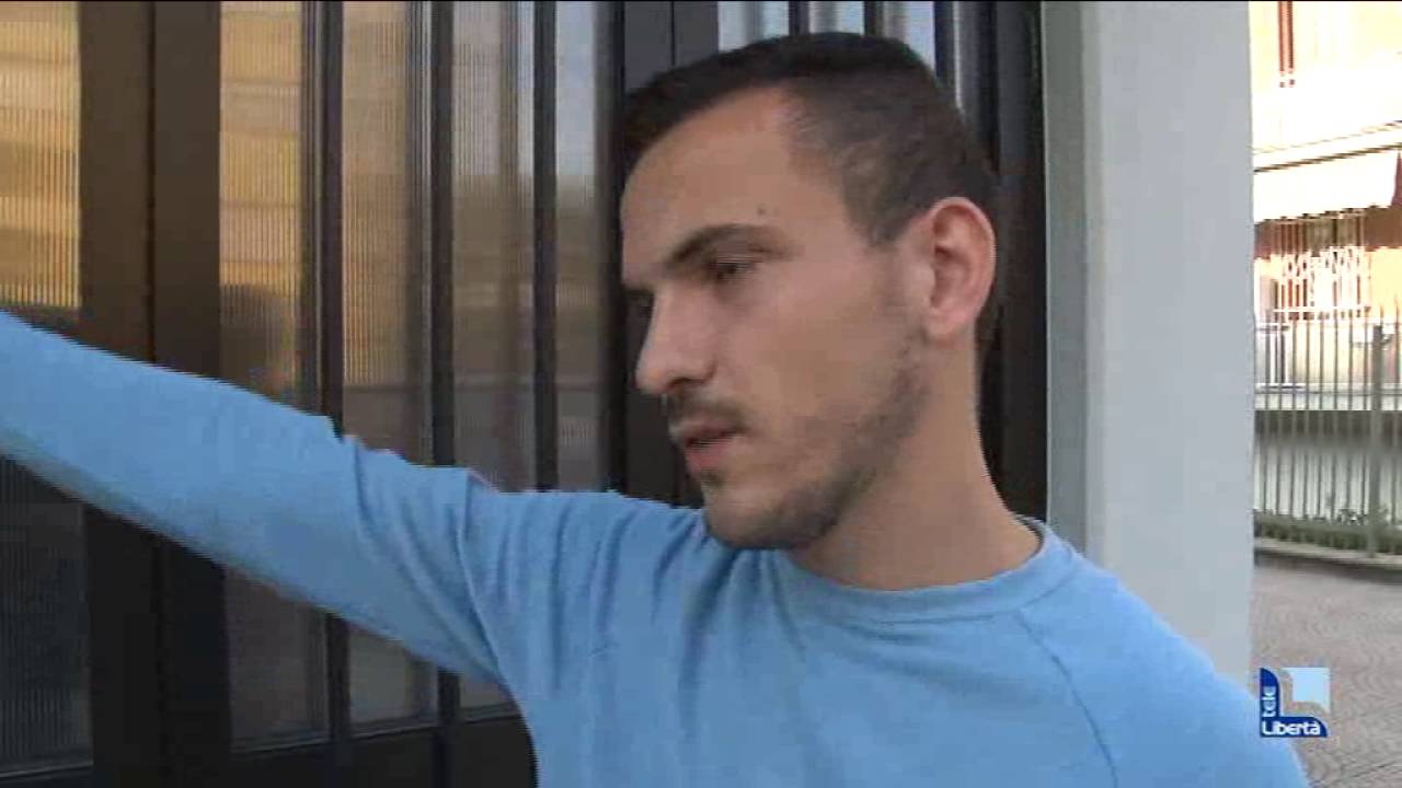 Tenta il furto in un appartamento, ladro inseguito e fermato