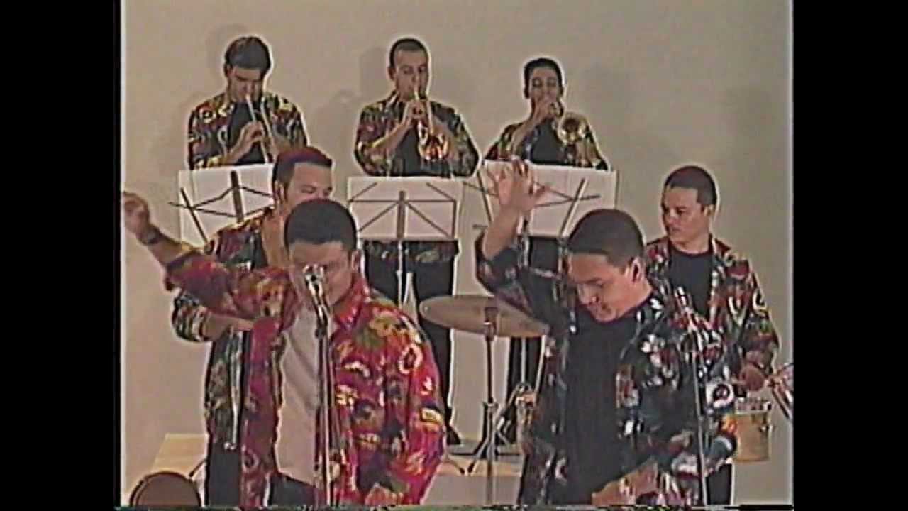 Luz de cumbia  Sonora carruseles Colombia