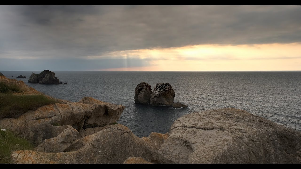 Cantabria ( Costa Quebrada,  Mirador de la Picota y Cascada de El Bolao)