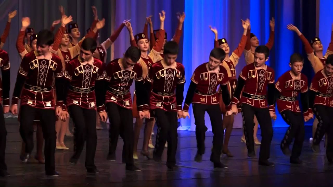 ՀԱՅԿԱԿԱՆ ՊԱՐ ՛՛Պոպուրի՛՛ ''ARIN BERT