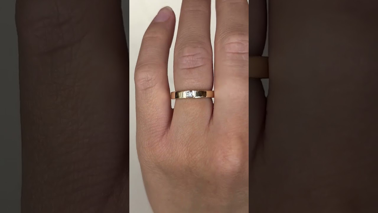 .09 Solitaire Diamond Wedding Band in 14k Yellow Gold #weddingband #stackingrings
