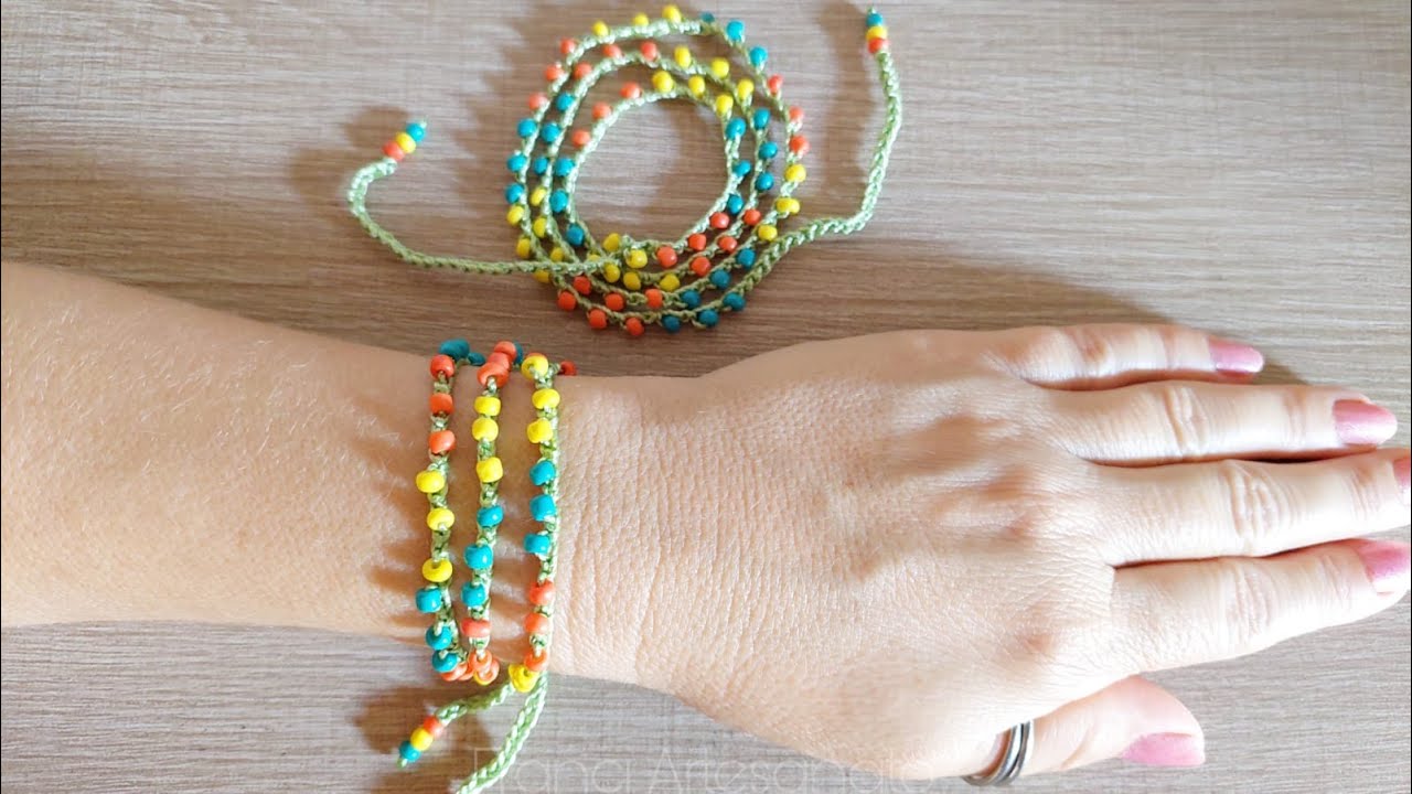 PULSEIRA COM CORRENTINHAS DE CROCHÊ E MIÇANGAS - FRANCI ARTESANATO