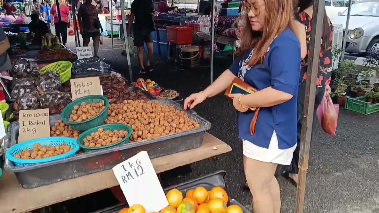 Jalan2 di tamu batu kawa sambil tengok2 sayur-sayuran 