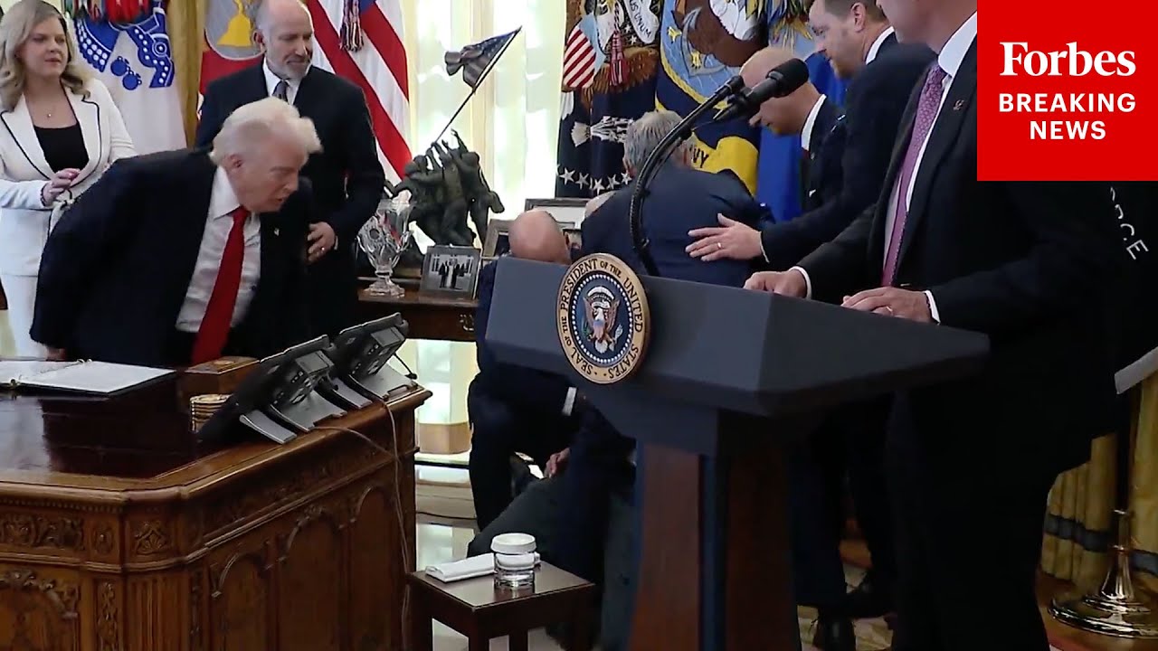BREAKING NEWS: Oval Office Event Abruptly Ends When Man In Attendance Suffers Medical Emergency