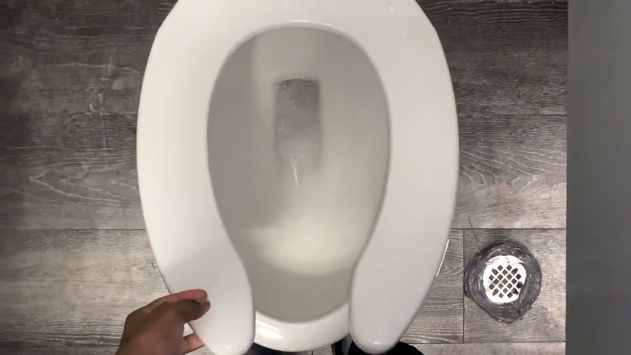🚽Bathroom tour sink & Kohler urinal and Highcliff-Welcomme Ultra toilet at Urban Air adventure park 