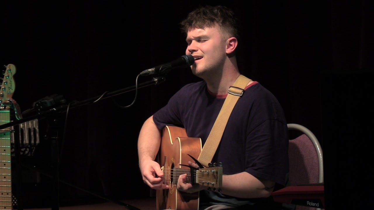 Sweet Lass Of Richmond Hill   Performed By Sam Kelly And Ruth Notman