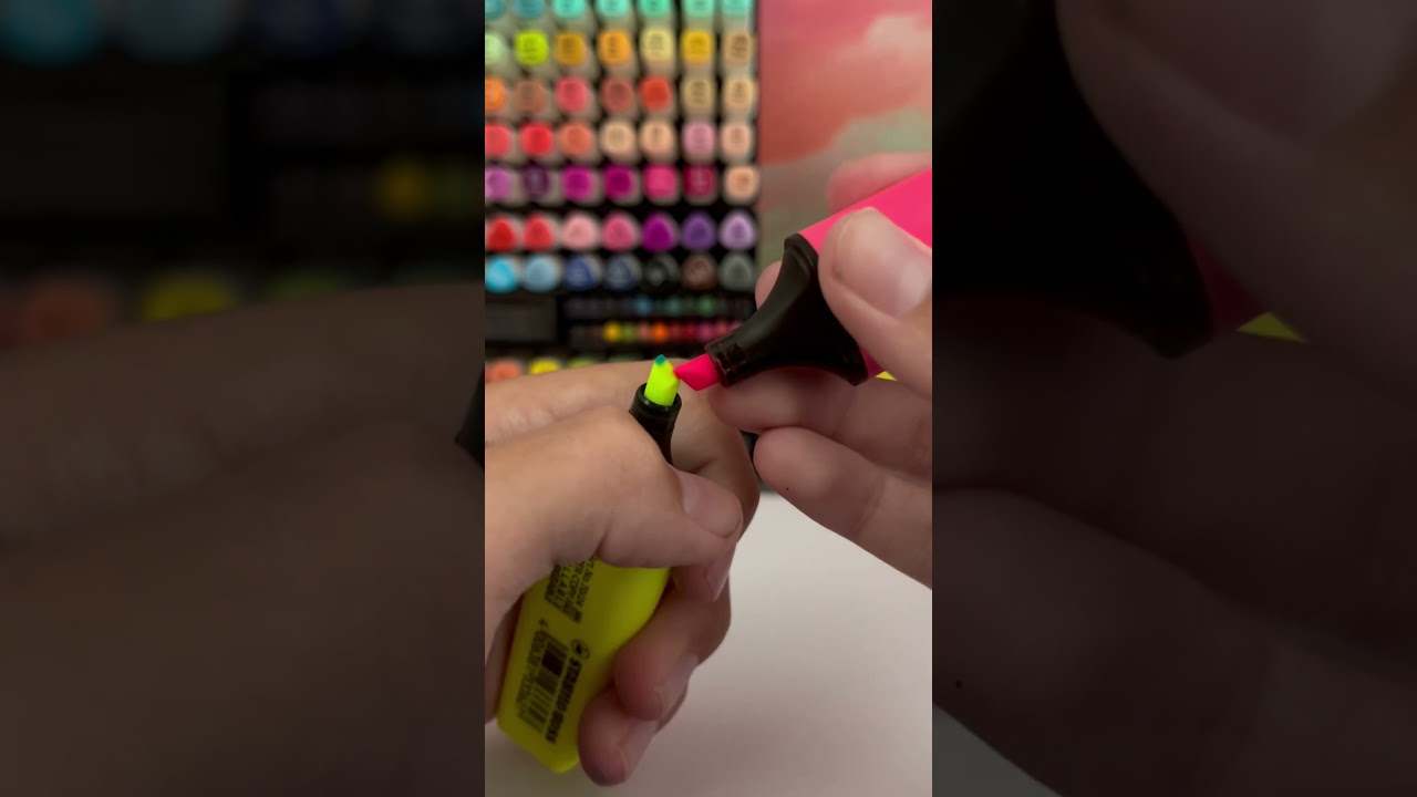 DIY Rainbow Highlighter 🌈 #highlighters #tutorial #rainbow