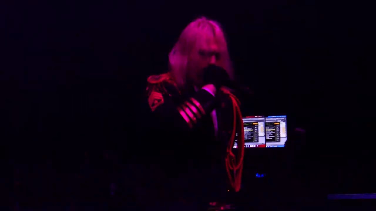 KIM DRACULA Superhero Bataclan Paris 23:02:2026
