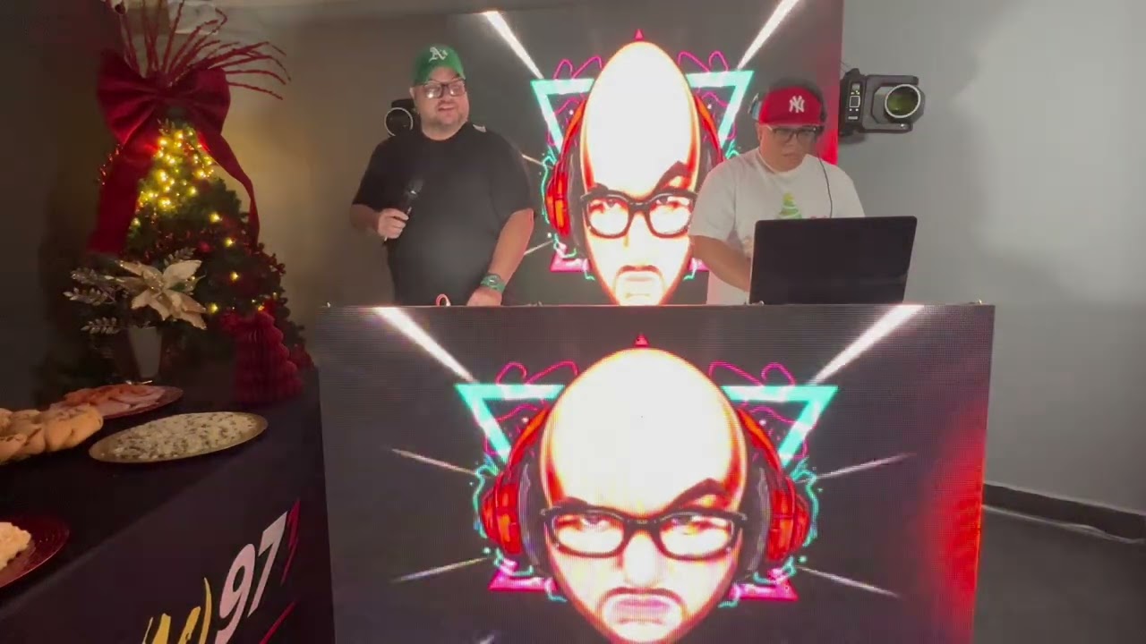LOS DJS DE LA NOCHE - LA FIESTA