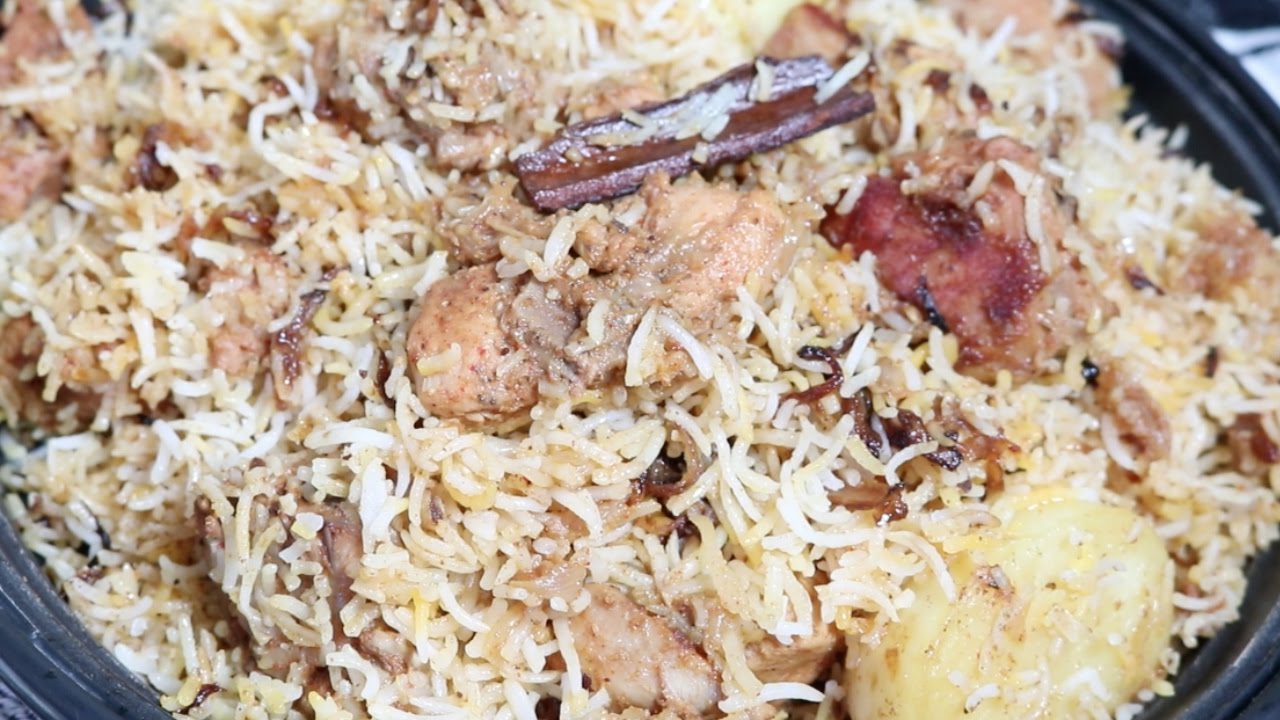 How to prepare Kolkata style Chicken Biryani in HINDI