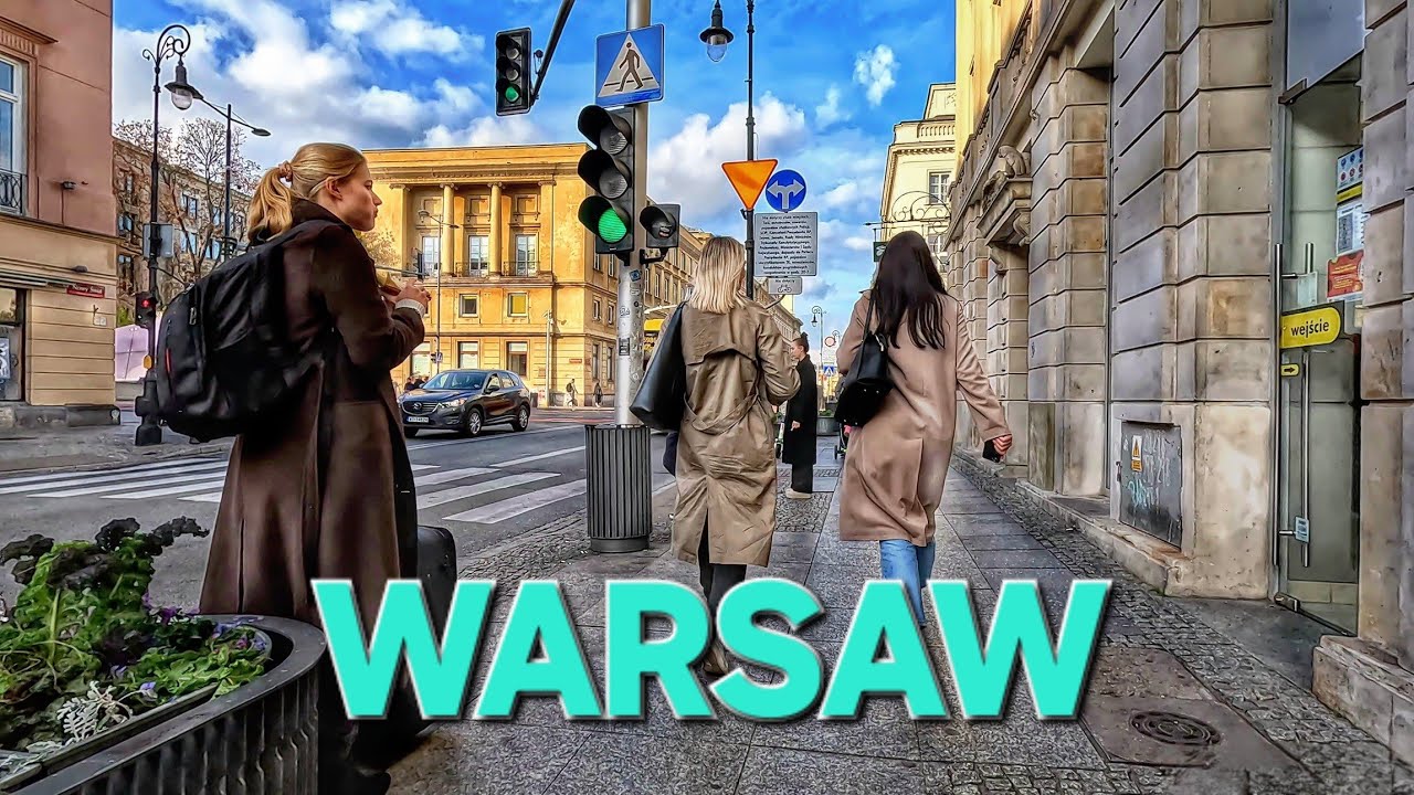 Life in Warsaw Poland walking tour 4K : OCTOBER 28 , 2024