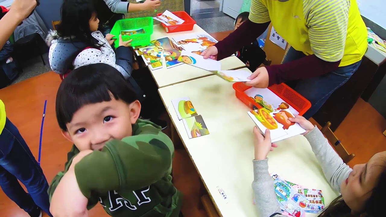 聖心幼稚園 | 良善一家 | 園遊會 |  愛心義賣園遊會  | 打彈珠 |紙飛機