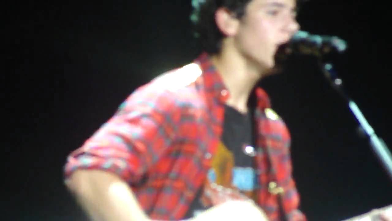 Mandy, 7:05, I Am What I Am, One Day At a Time, Just Friends (PNC) 8/16/10
