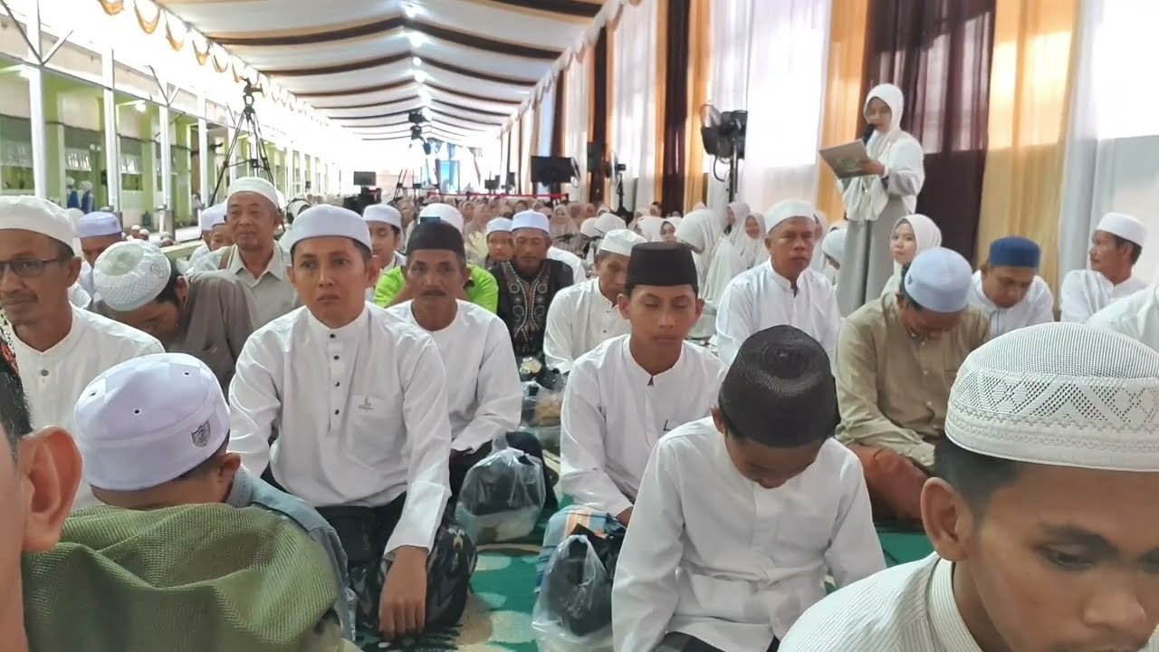Haflatul Ikhtitam 112, Santriwati Pondok Pesantren Darussalam Martapura / 2025 - 2026.