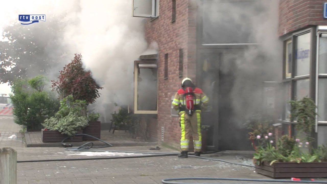 Vijf mensen behandeld bij brand appartementencomplex in Zwolle