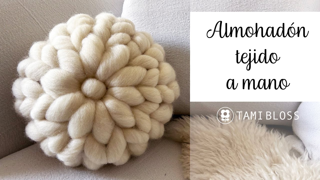 C&oacute;mo hacer un ⭐️ Almohad&oacute;n Redondo con Lana Merino TUTORIAL DIY - Merino Wool Pillow