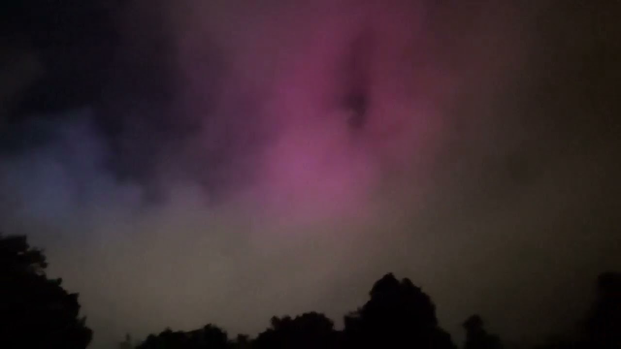 aurora borealis at Ontario , Highway 41