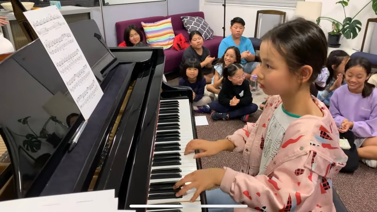 Grade 7 Etude Sibelius Masterclass with 9yo piano student ft. Andy Li