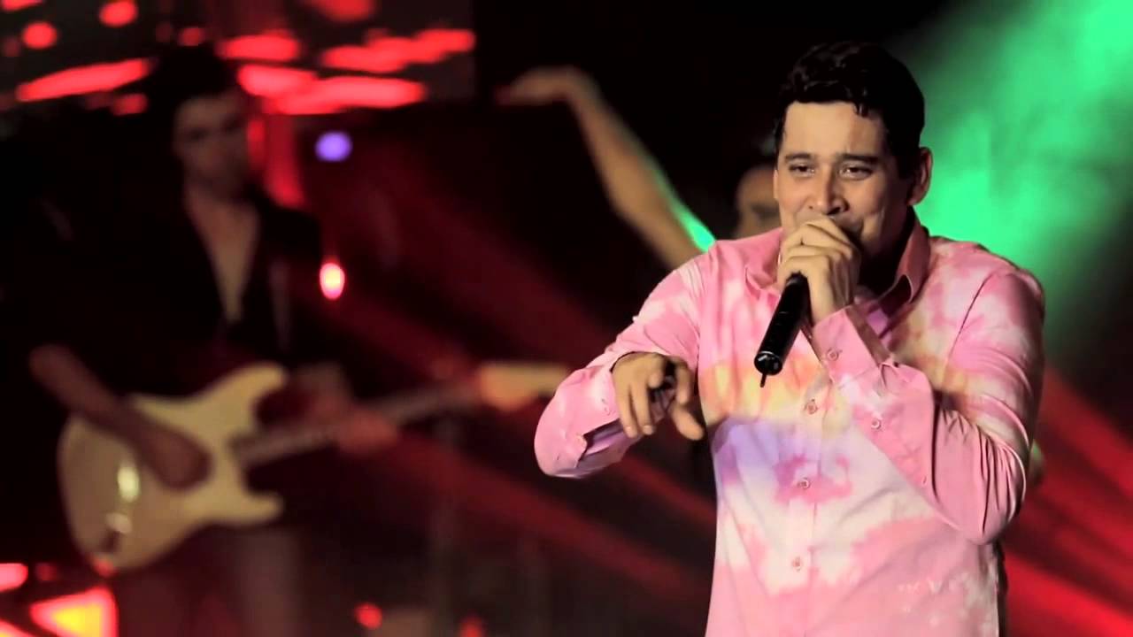 Voa Voa Andorinha (clip oficial DVD 2015)